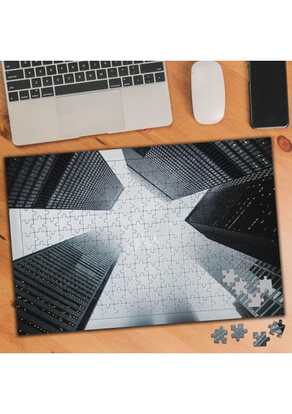 Şehrin Mezartaşları 240 Parça Puzzle YAPBOZ-1081737