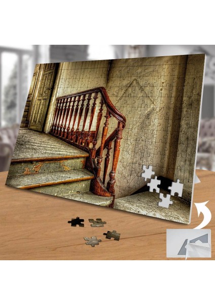 Eski Virane Evin Ahşap Merdivenler 240 Parça Puzzle YAPBOZ-75340