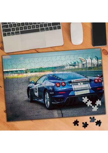 Yarış Pistinde Spor Araba - Rally 240 Parça Puzzle YAPBOZ-74557