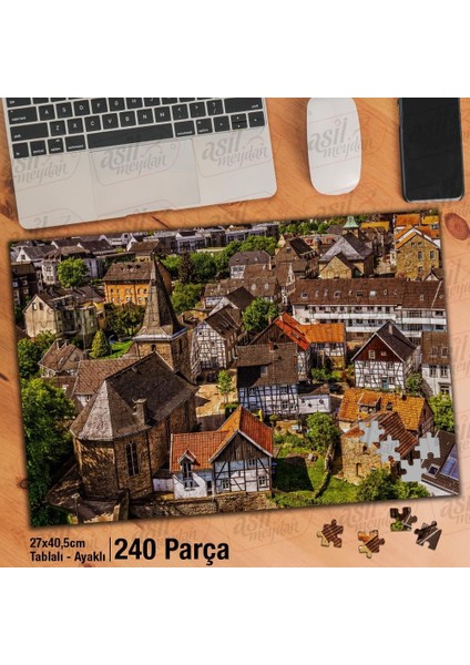 Asil Hobi Şehir - Küçük Bir Kasaba - Tarihi Evler Yapboz -Ayak Destekli Çerçeveli 240 Parça Puzzle