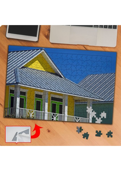 Sarı Renkli Şirin Ev 240 Parça Puzzle YAPBOZ-KS70326