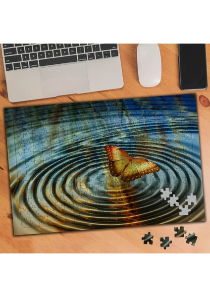 Gölde Dalgalanan Su - Kelebek 240 Parça Puzzle YAPBOZ-848542