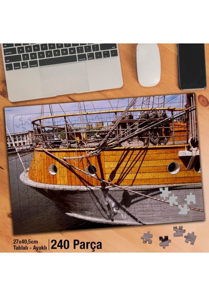Limana Demir Atmış Gemi Ayak Destekli 240 Parça Puzzle - Hediyelik