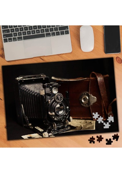 Nostalji Fotoğraf Makinesi Resmi 240 Parça Puzzle YAPBOZ-75436