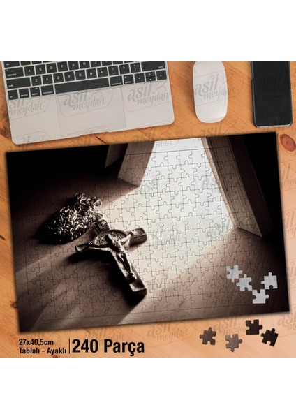 Asil Hobi Isa Mesih Haç Kolye - Işık Yansıma - Dini Yapboz -Ayak Destekli Çerçeveli 240 Parça Puzzle