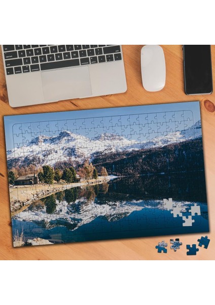 Karlı Dağlar Göl ve Küçük Ev 240 Parça Puzzle Yapboz -74748
