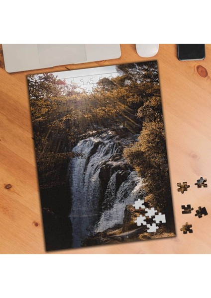 Güneşli Ormanda Büyük Şelale 240 Parça Puzzle YAPBOZ-76440