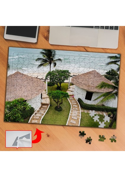 Yazlık Evler, Deniz, Palmiye 240 Parça Puzzle Yapboz TABLO-31288