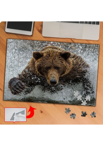 Gölde Koşan Yabani Ayı 240 Parça Puzzle Yapboz TABLO-P124