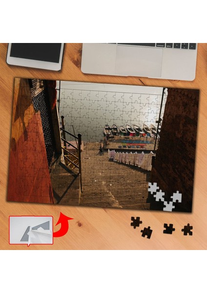 Sahile Inen Merdiven, Sandal 240 Parça Puzzle Yapboz TABLO-P902