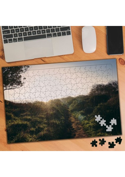 Gündoğumu Çimenler 240 Parça Puzzle YAPBOZ-8556