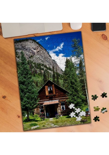 Ormanın Içinde Tahta Ev 240 Parça Puzzle YAPBOZ-9764