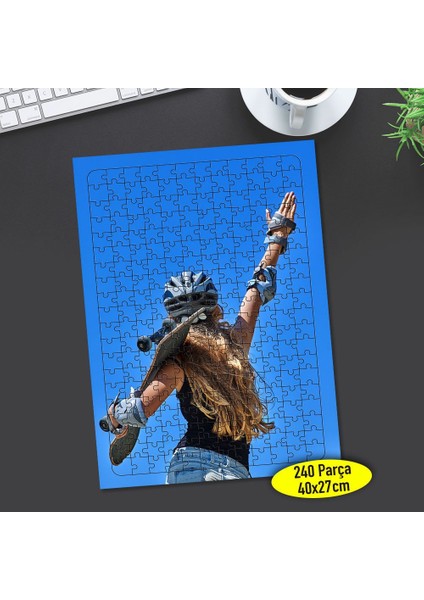 Kaykaycı Kasklı Kadın 240 Parça Puzzle YAPBOZ-106552530