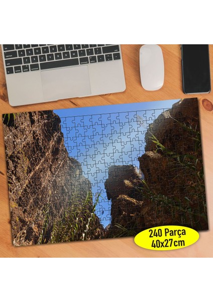 Büyük Kaya Parçası Naturel Manzara 240 Parça Puzzle YAPBOZ-49213
