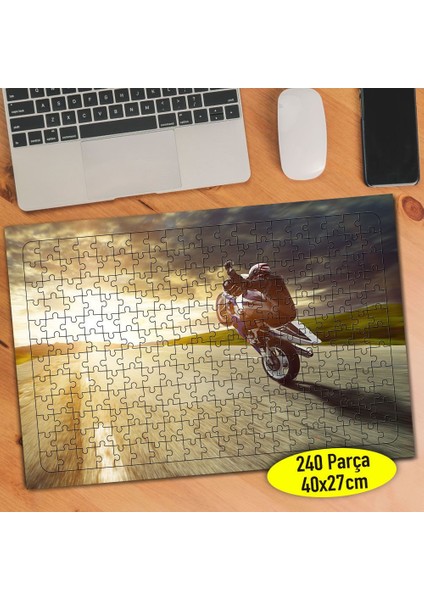 Hız Tutkunu Motorsiklet Yarışçısı 240 Parça Puzzle YAPBOZ-8068