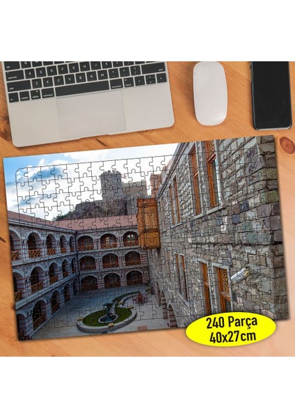 Gürcistan Rabati Kalesi Manzarası 240 Parça Puzzle YAPBOZ-299793