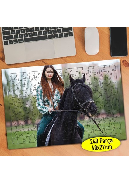 Siyah Atın Üstünde Uzun Saçı Kadın 240 Parça Puzzle YAPBOZ-7945