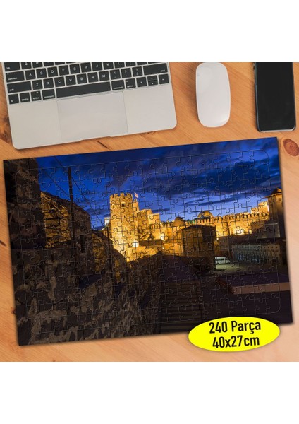 Gürcistan Rabati Kalesi Manzarası 240 Parça Puzzle YAPBOZ-299846