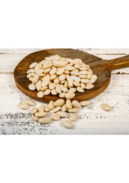 Badem Içi Çiğ Soyulmuş 250 gr