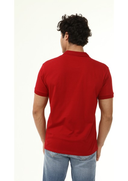 Polo Yaka Arma Baskı T-Shirt indirimleri