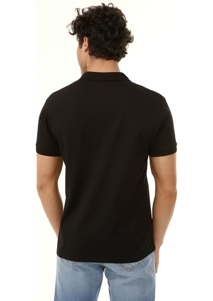 Polo Yaka Arma Baskı T-Shirt indirimleri