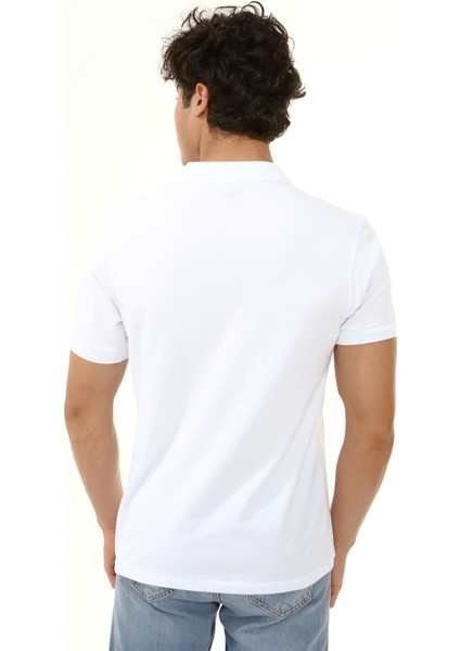 Polo Yaka Arma Baskı T-Shirt indirimleri