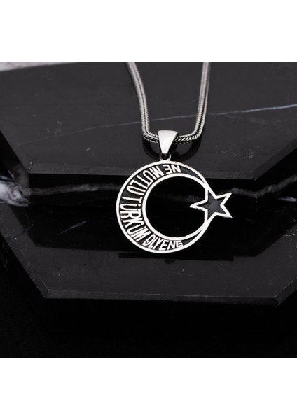 Ne Mutlu Türküm Diyene Ayyıldız Gümüş Erkek Kolye