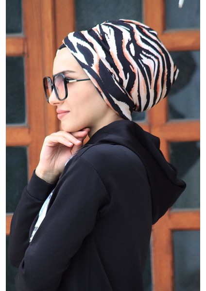 Desenli Hazır Çapraz Bone - Yeni Model Tesettür Giyim