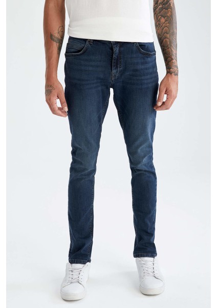 Regular Tapered Fit Jean Pantolon V5869AZ21AU