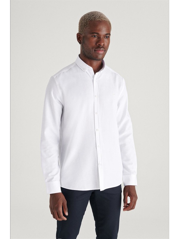 Avva Erkek Beyaz Oxford Düğmeli Yaka Regular Fit Gömlek E002000
