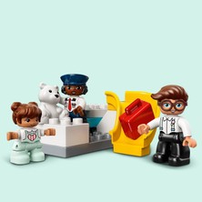 LEGO® Duplo® Kasabası Uçak ve Havaalanı 10961 Yapım Oyuncağı; Çocuklar İçin Yaratıcı Oyun Seti; Küçük Çocuklar İçin Eğlenceli, Harika Bir Hediye (28 Parça)