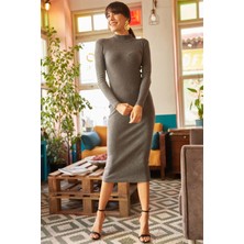 Kasheha Kadın Gri Şardonlu Dik Yaka Kaşkorse Uzun Kollu Likralı Uzun Elbise - KSH00013