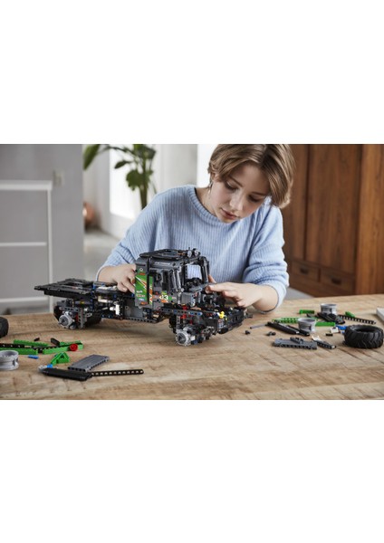 Technic 4x4 Mercedes-Benz Zetros Kamyon 42129 - 12 Yaş ve Üzeri Araç Sevenler İçin Uygulama Kumandalı Koleksiyonluk Yaratcı Oyuncak Yapım Seti (2110 Parça) indirimleri