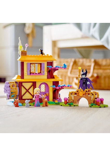 ® l Disney Princess# Aurora#nın Orman Evi 43188 - Çocuklar İçin Uyuyan Güzel Oyuncak Yapım Seti (300 Parça)