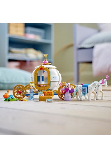 ® # Disney Sindirella'nın Kraliyet Arabası 43192; Harika bir Hediye Olan Yaratıcı bir Yapım Seti (237 Parça)