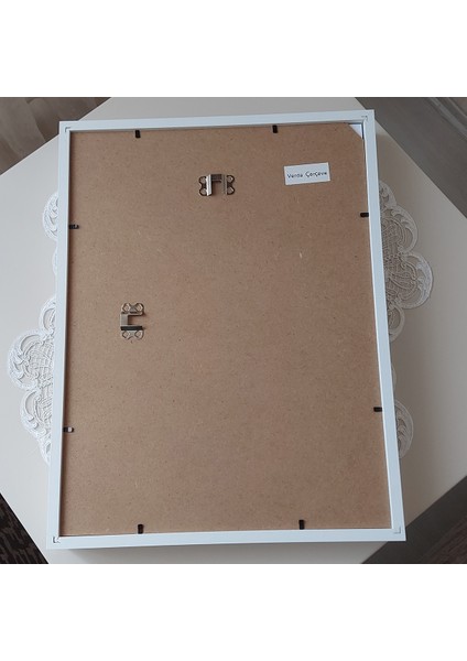 30X40 cm Yeni Trend Anı Çerçevesi Gül Kutusu! Beyaz Zemin