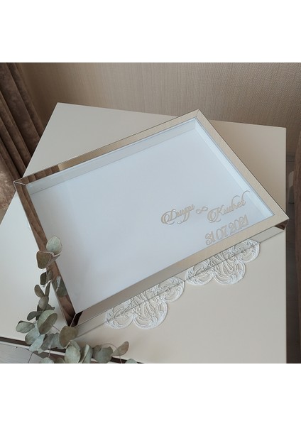 30X40 cm Yeni Trend Gümüş Kaplı Çerçeve-Isimli ve Tarihli!gül Kutusu fiyatları