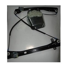 Nıssan Maxıma- A33- 03/06 Ön Cam Krikosu Sağ