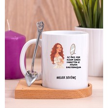 Hediye Dükkanı Kişiye Özel Az Önce Aşık Oldum Tasarım Esprili Ahşap Altlıklı Beyaz Kupa Bardak