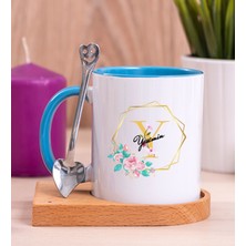 Hediye Dükkanı Kişiye Özel Geometrik Yaldız Tasarımlı Isimli Ahşap Altlıklı Mavi Kupa Bardak