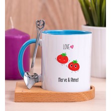 Hediye Dükkanı Kişiye Özel Sevimli Domatesler Ahşap Altlıklı Mavi Kupa Bardak