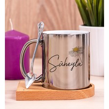 Hediye Dükkanı Kişiye Özel Papatya Tasarımlı Isimli Ahşap Altlıklı Silver Kupa Bardak