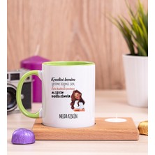 Hediye Dükkanı Kişiye Özel Alışıkın Değilsindir Tasarım Esprili Ahşap Altlıklı Mumlu Yeşil Kupa Bardak