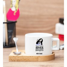 Hediye Dükkanı Kişiye Özel Herkes Delirdi Tasarım Esprili Ahşap Altlıklı Fincan