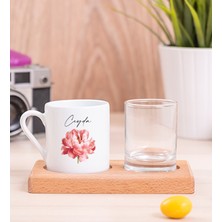 Hediye Dükkanı Kişiye Özel Pembe Çiçekli Isme Özel Ahşap Sunumlu Türk Kahvesi Fincanı