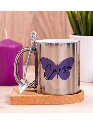 Hediye Dükkanı Kişiye Özel Kadına Hediye Kelebek Tasarım Isimli Ahşap Altlıklı Silver Kupa Bardak
