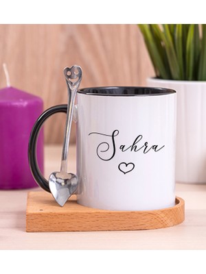 Hediye Dükkanı Kişiye Özel El Yazısı Tasarımlı Isimli Ahşap Altlıklı Siyah Kupa Bardak