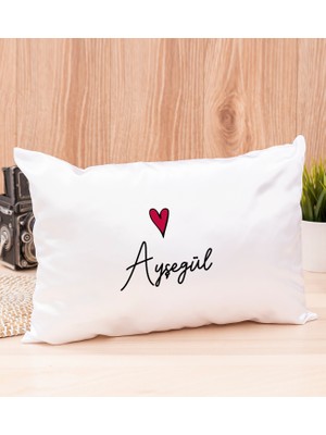 Hediye Dükkanı Kişiye Özel Isim Yazılı Minik Kalpli Dikdörtgen Yastık