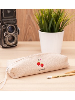 Hediye Dükkanı Kişiye Özel Sevimli Çilekler Keten Bez Kalemlik