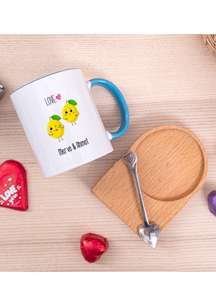 Kişiye Özel Sevimli Limonlar Ahşap Altlıklı Mavi Kupa Bardak fiyatları